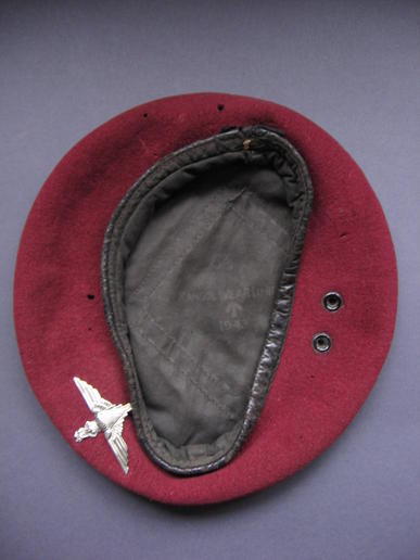 RARE Kangol Wear Limited 1943 Red Beret 