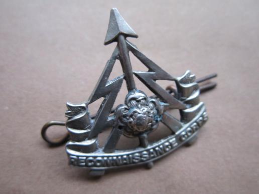A nice and RARE to find Officers and other ranks The 49th (West Riding) Reconnaissance Regiment cap i.e beret badge
