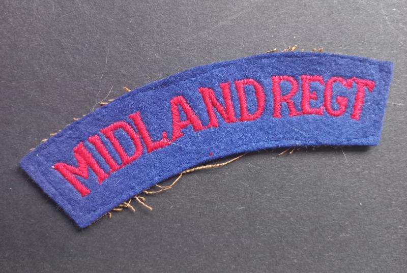 A attractive (typical British made) Canadian Midland Regiment shoulder title