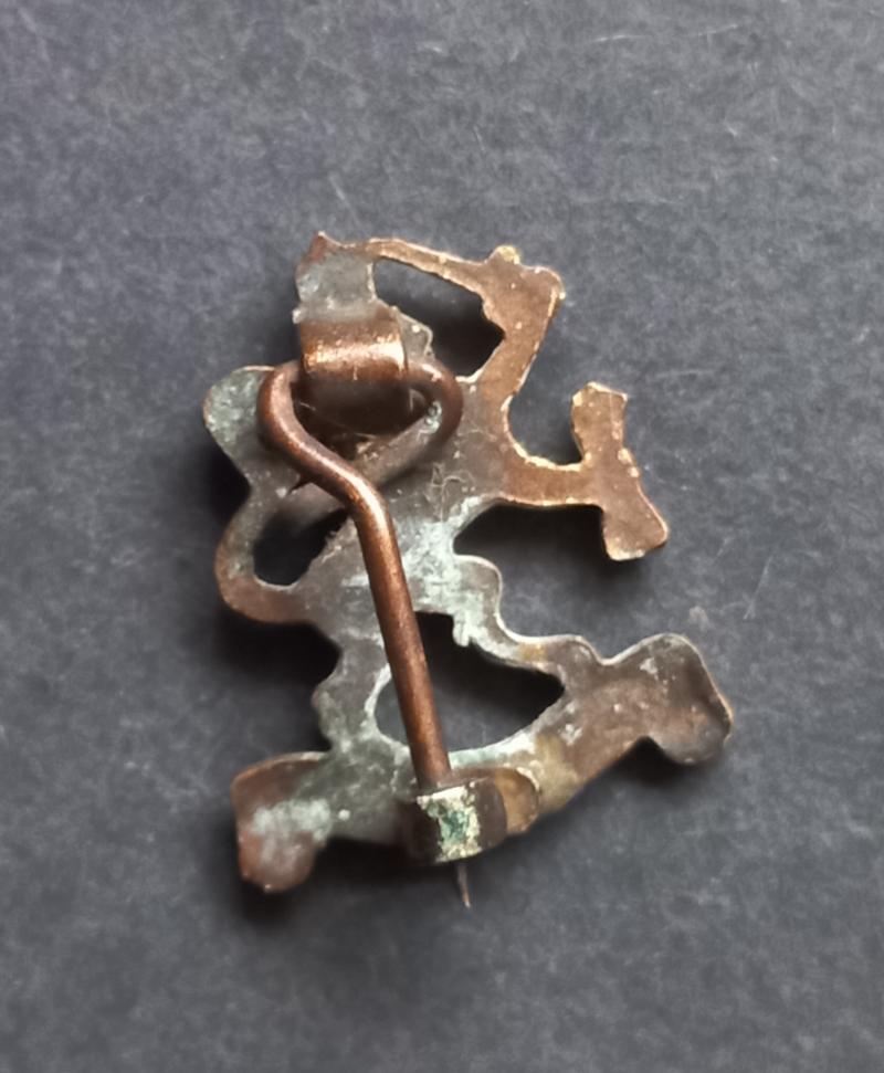 A attractive - British made - so called Dutch 'Spitfire Fund' pocket badge i.e pin